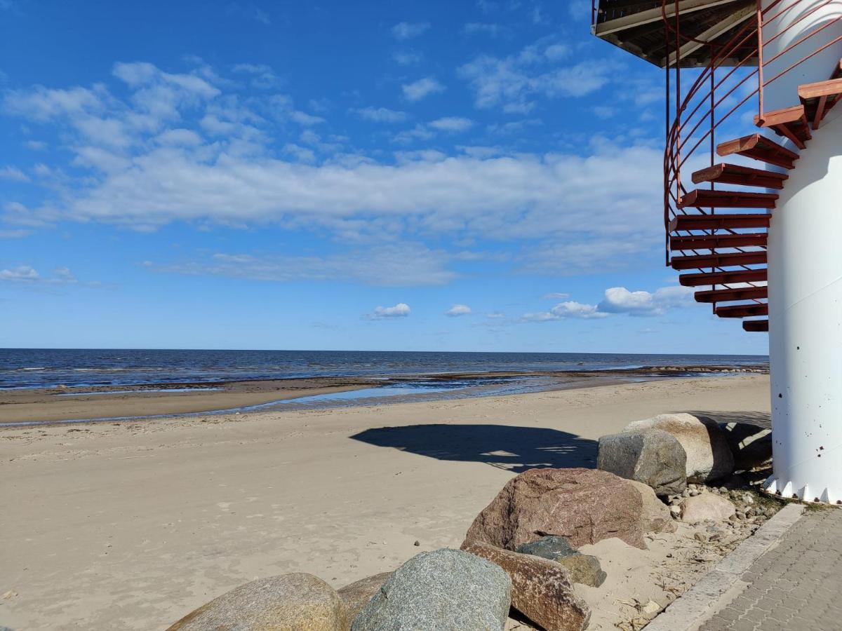 Hotel Atsikivi Puhketalu Häädemeeste Exterior foto